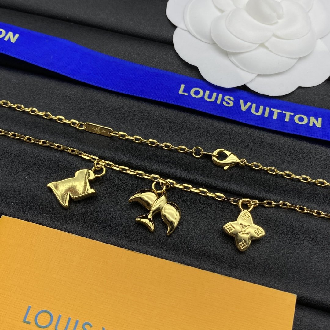 LV New Necklace