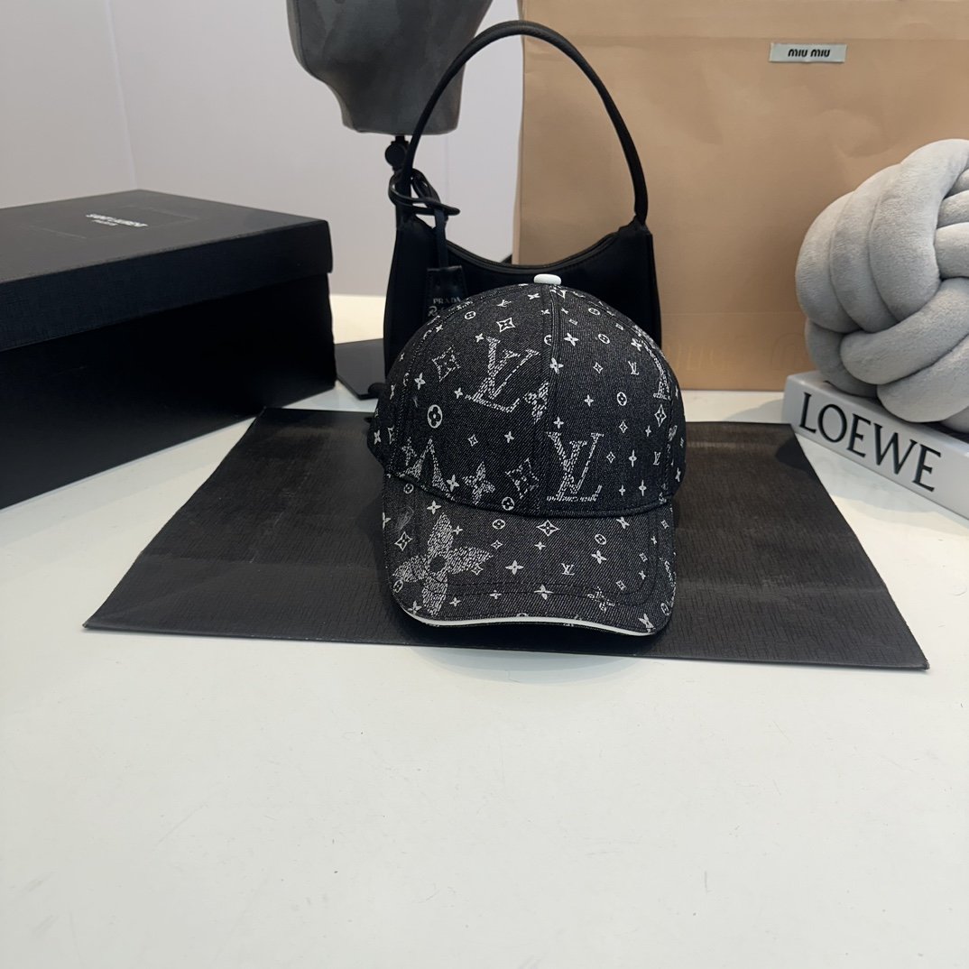 Louis Vuitton unisex vintage baseball cap