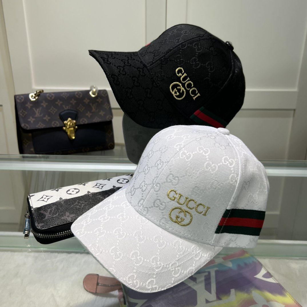 Gucci Gold Logo Baseball Hat