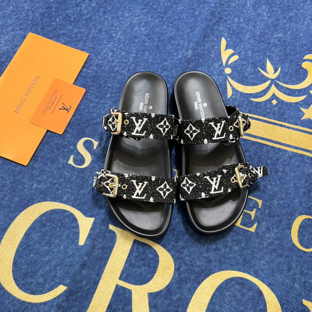 LV  2024 Trendy casual sandals