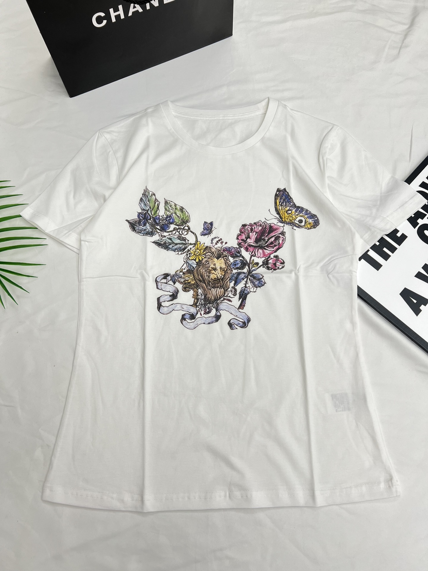 Dior 24 spring and summer new style lion flower butterfly inkjet pure cotton women's short-sleeved T-shirt