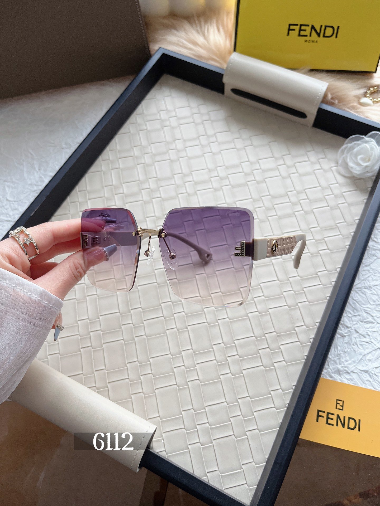 Fendi 6112 unisex fashionable glasses