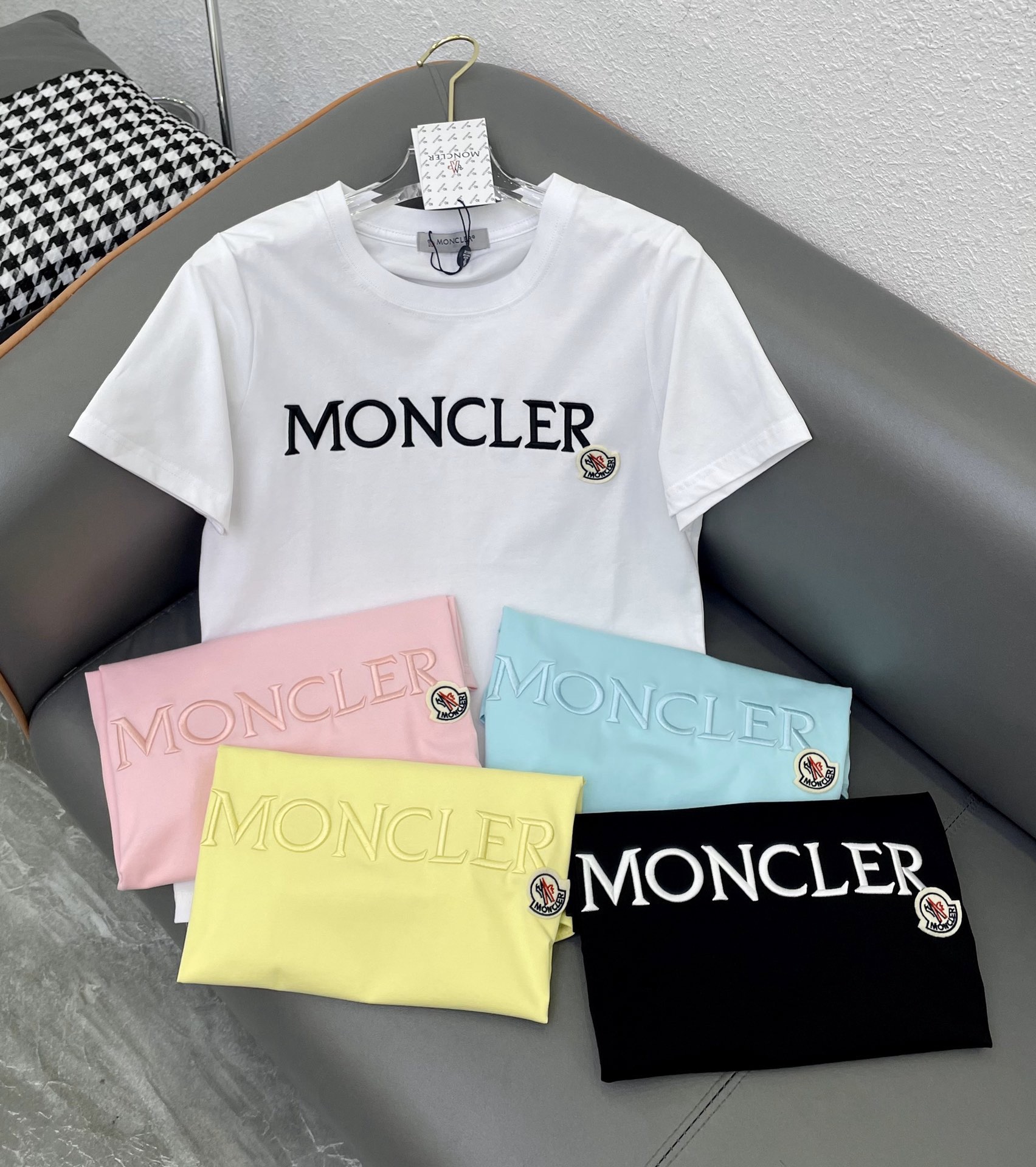 Moncler new color embroidered women's short sleeves