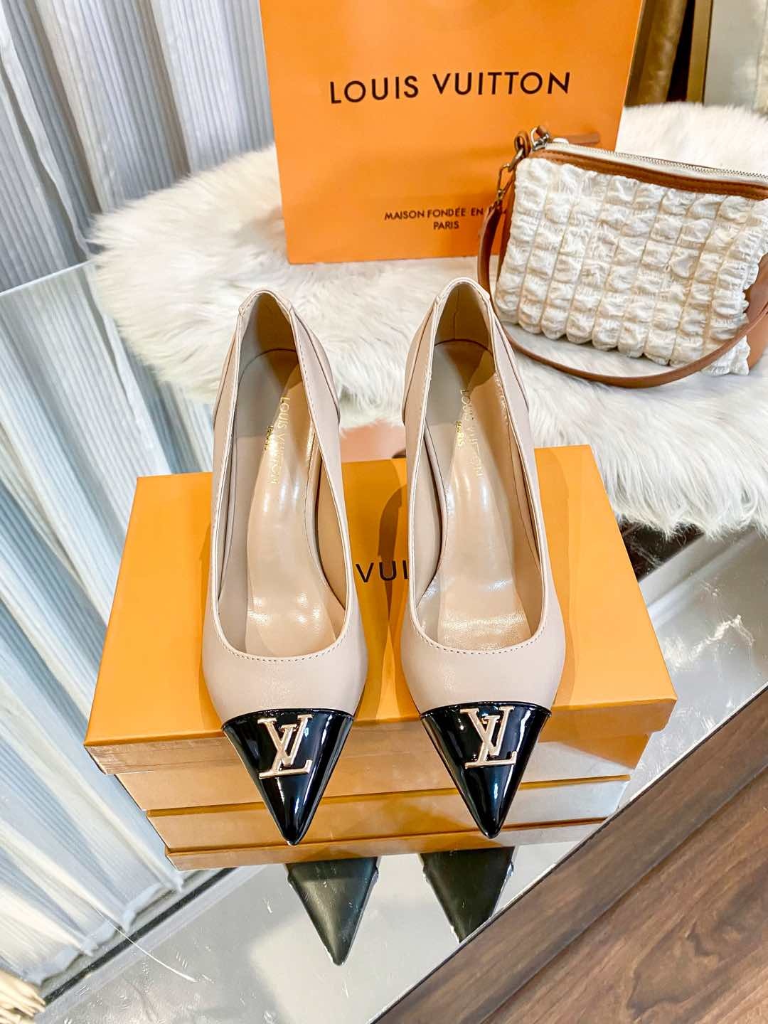 L design new style ladies high heels
