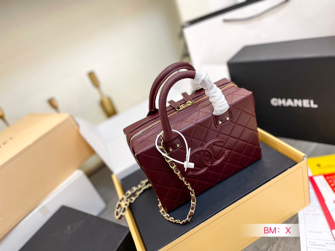 Chanel Cosmetic Bag Camera Bag