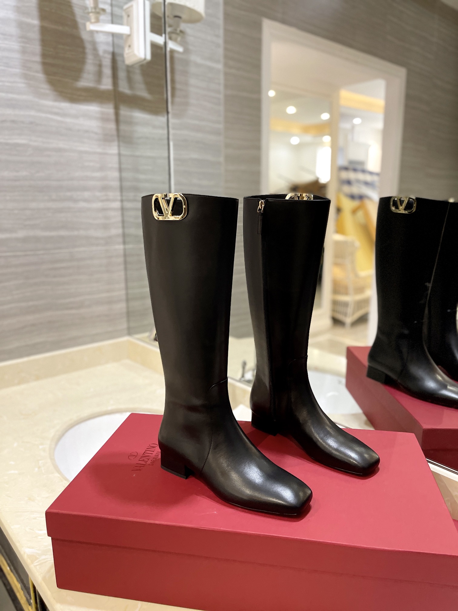 VALENTINO autumn and winter long boots
