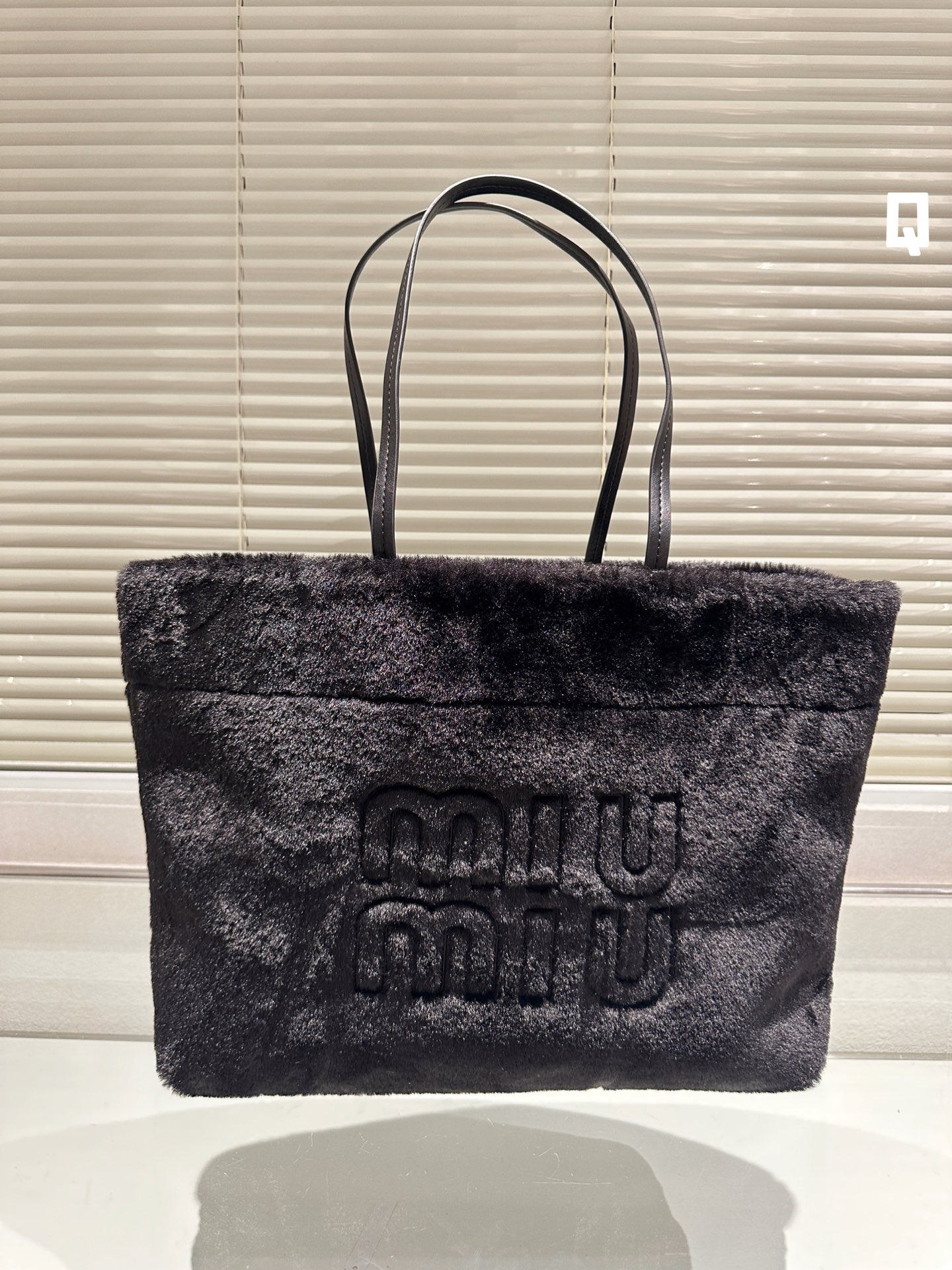Miumiu New Product Maomao Shopping Bag