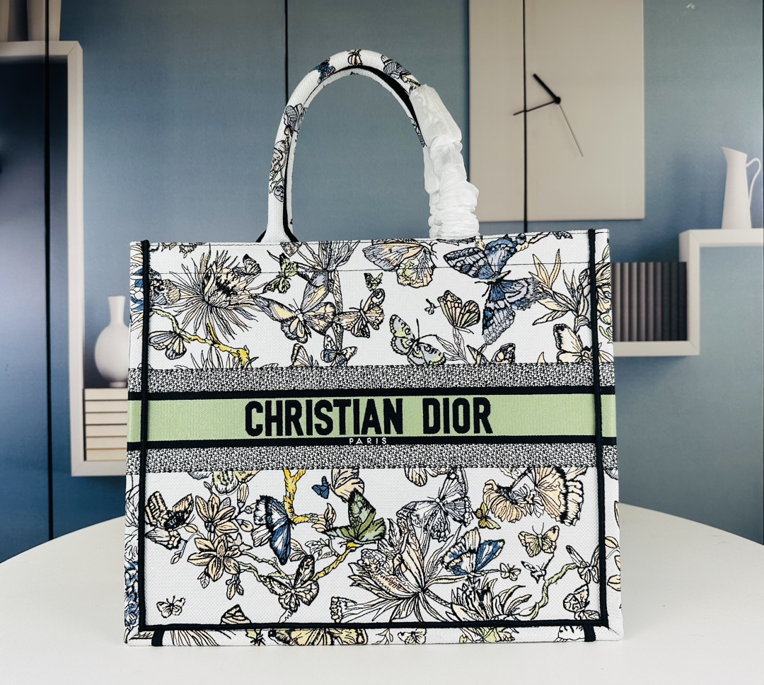 DIOR new green butterfly tote bag