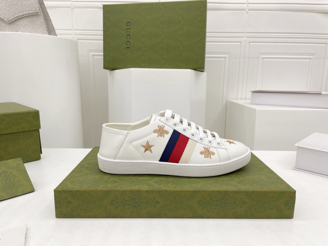 Gucci Classic White Shoes