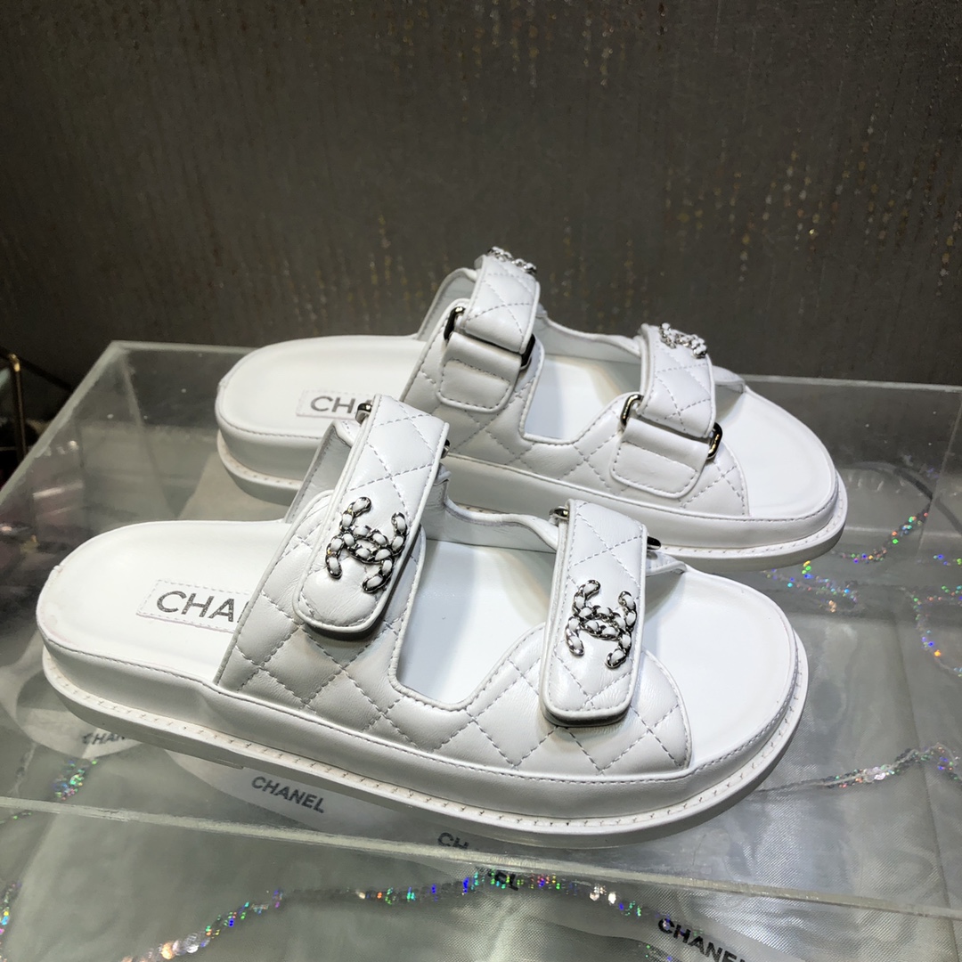Chanel 2024SS beach sandals genuine leather 