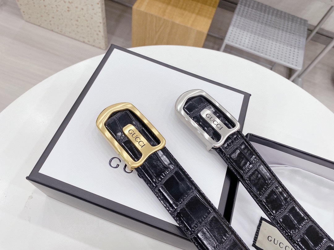 GUCCl classic belt👉 size 3.8