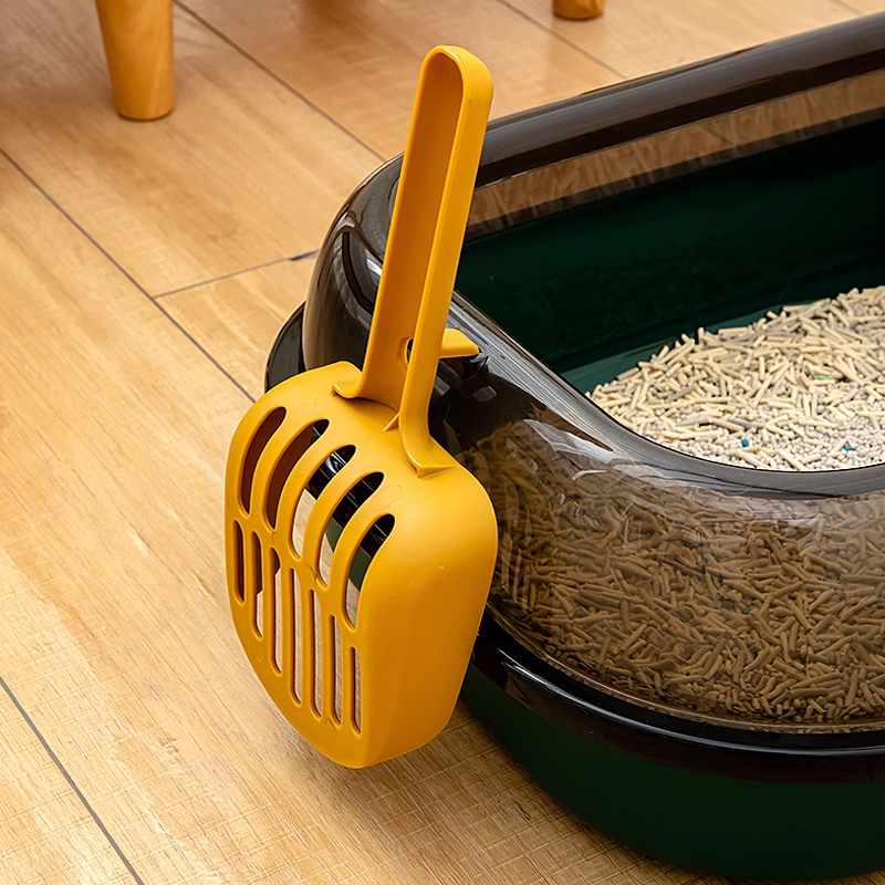 Deer-shaped plastic minimalist litter box