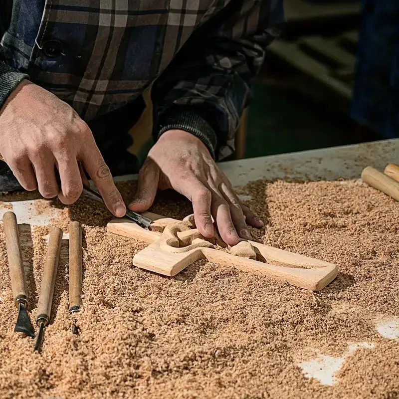 🔥Christmas Falsh Sale 49% OFF-❤️Intertwined Hearts Wooden Cross（Warehouse clearance）