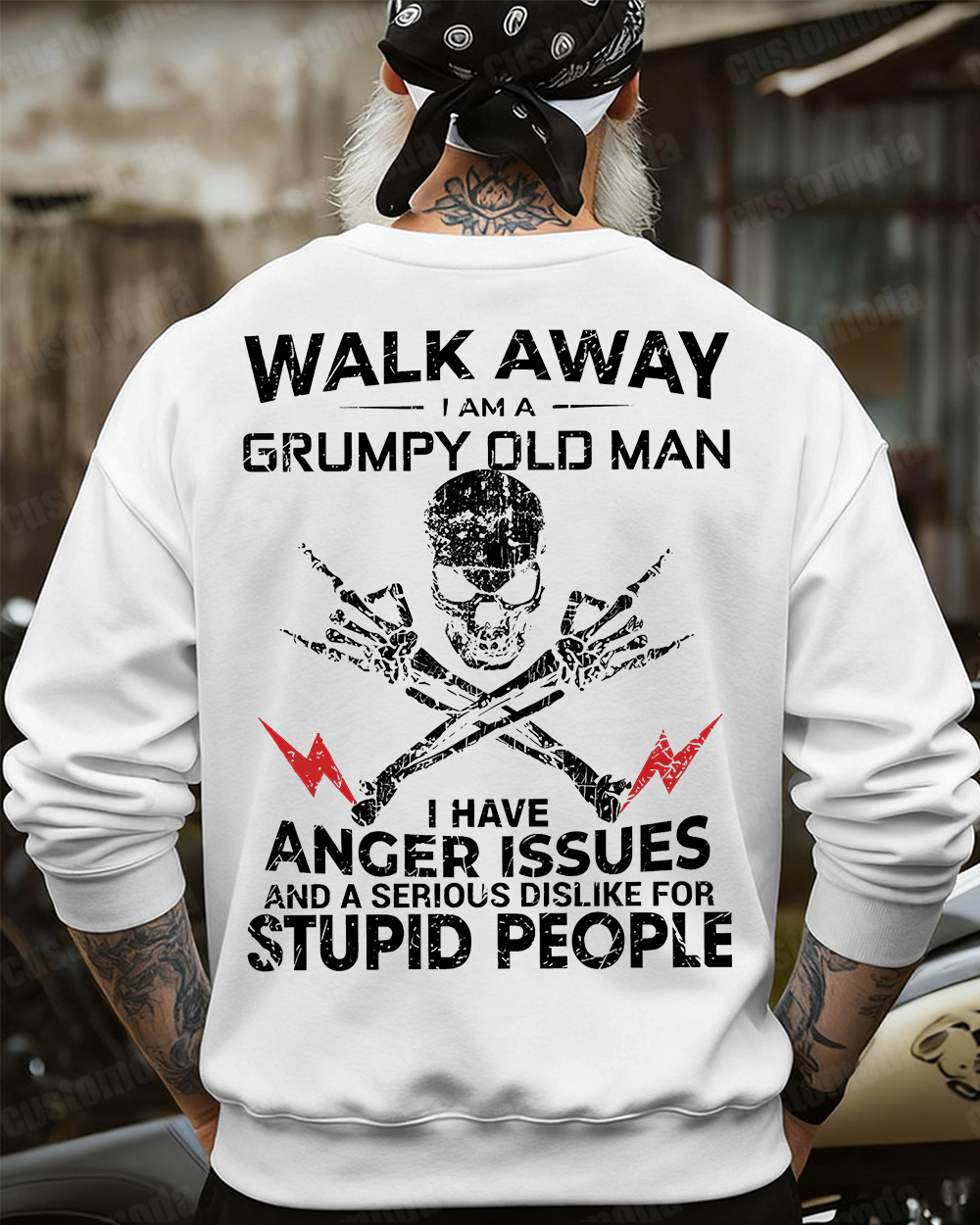 Walk Away I Am A Grumpy Old Man Customize Year T-shirt