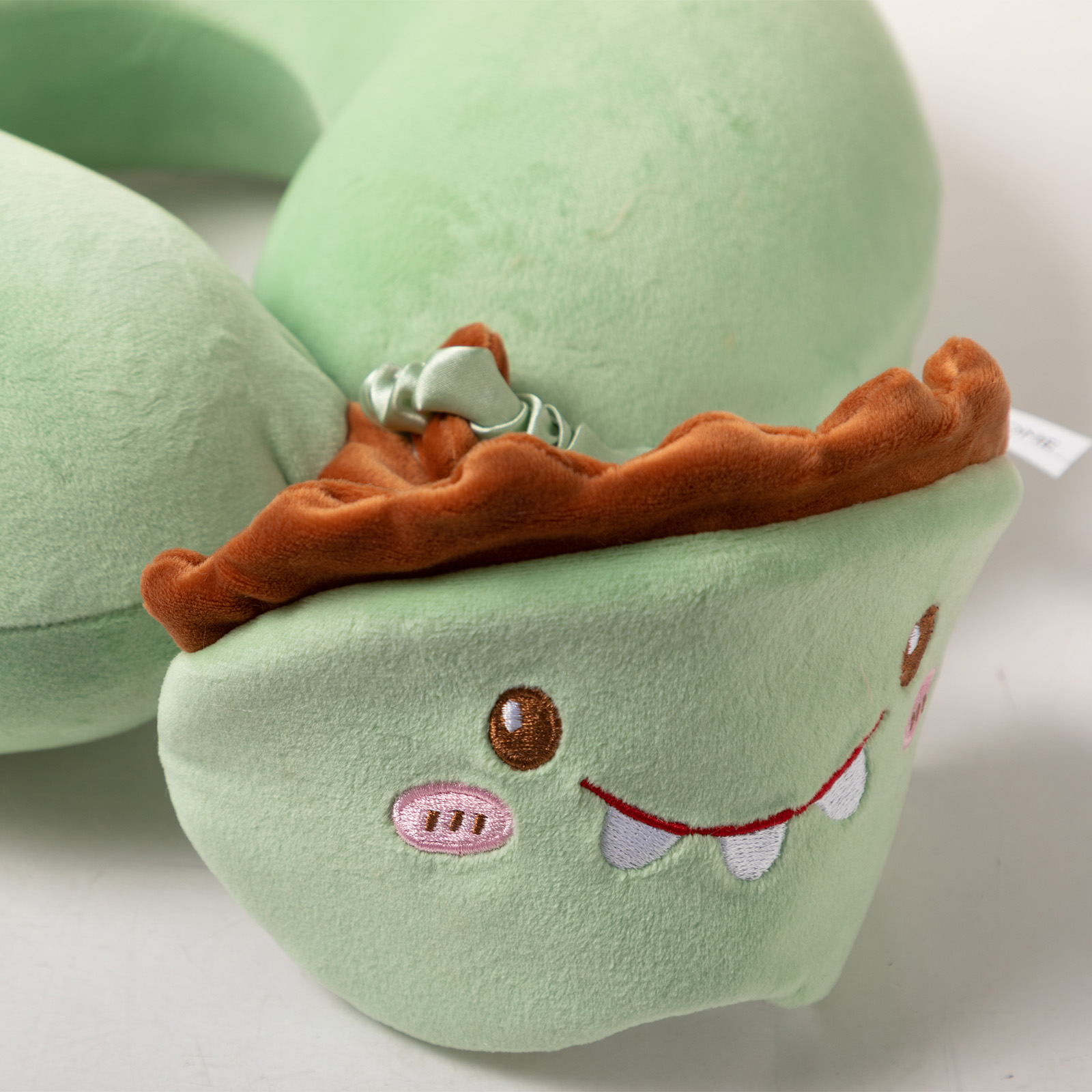 30CM Memory Foam Headrest +Eye Mask 