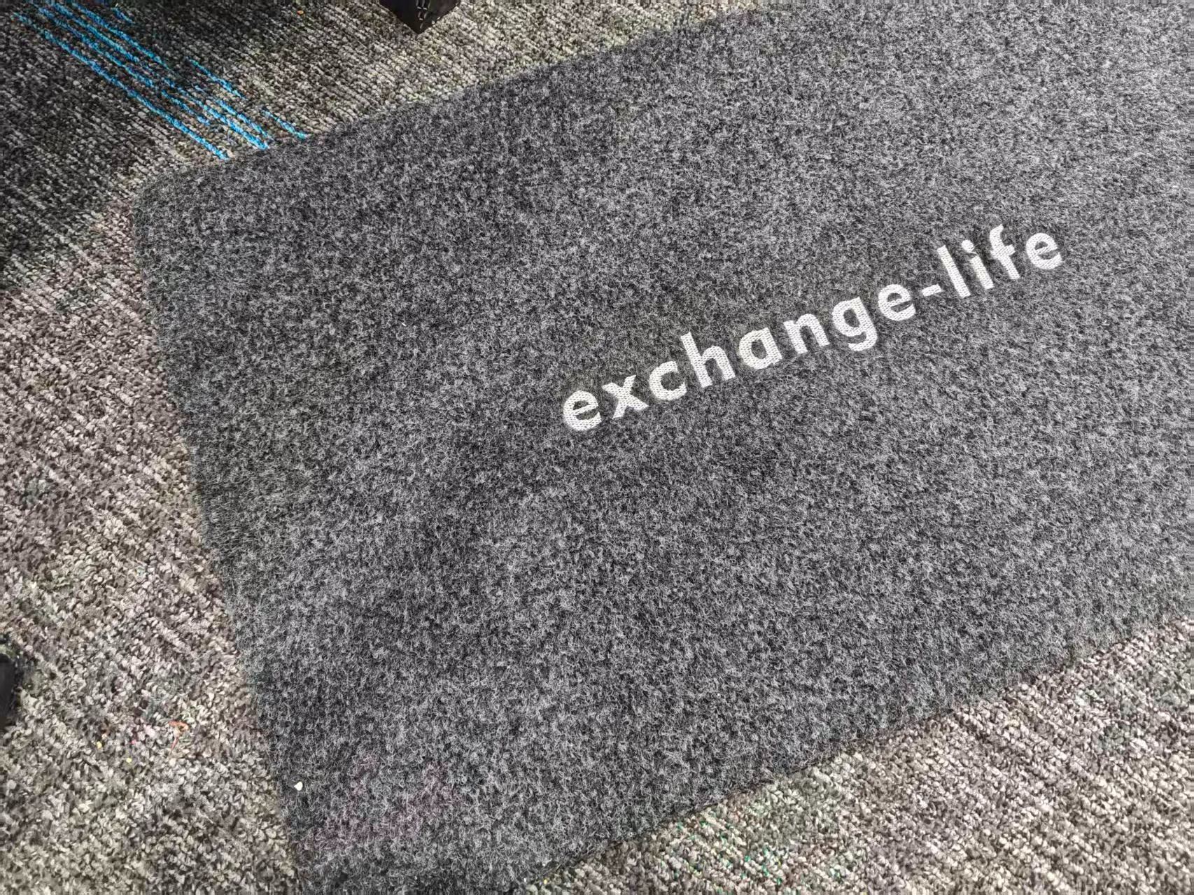 exchange-life Rug in Grey