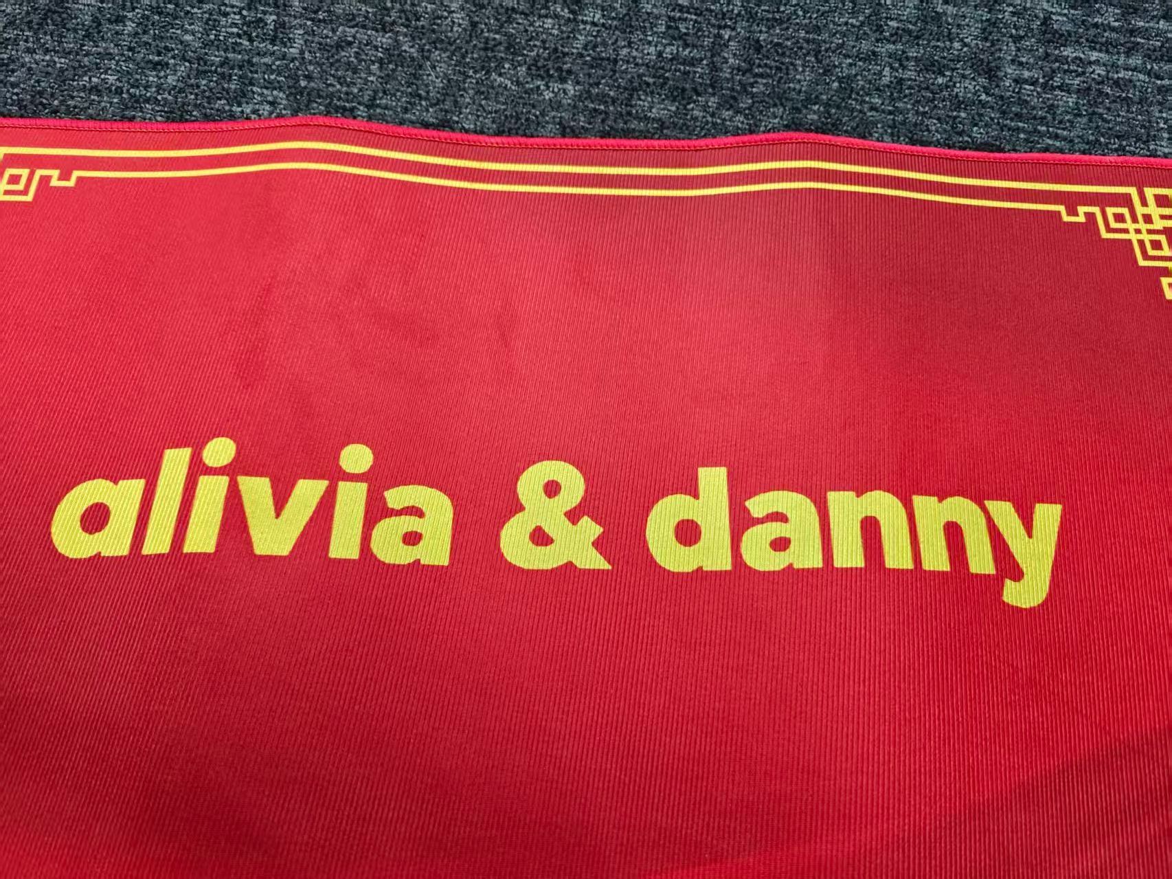 alivia & danny Mat in Red, 50*80cm, Crystal Velvet