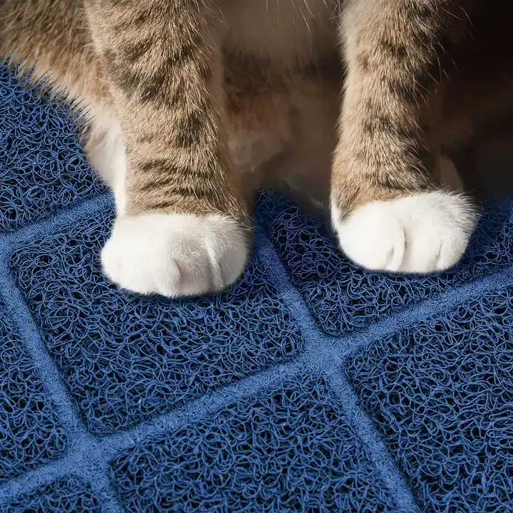 Cheap Wholesale Kitty Premium PVC Waterproof Soft Paw Shape Small Pet Mat Cat Litter Mat Litter Trapping Mat