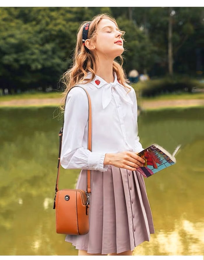 👜 Weiche Sonnenblumen-Handytasche mit Umhängegurt🎉