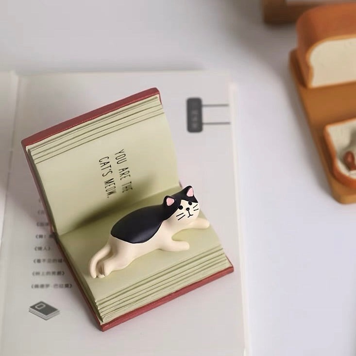 🐈HOT-SALE🎁 Cute Cartoon Cat Phone Holder Desktop Stand