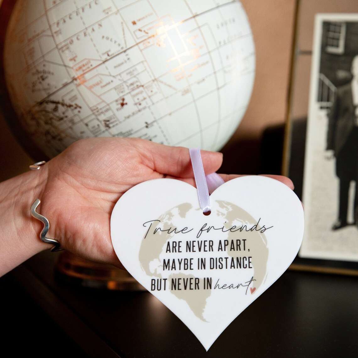 😍HOT-SALE🎁Friendship Floral Hanging Heart💌