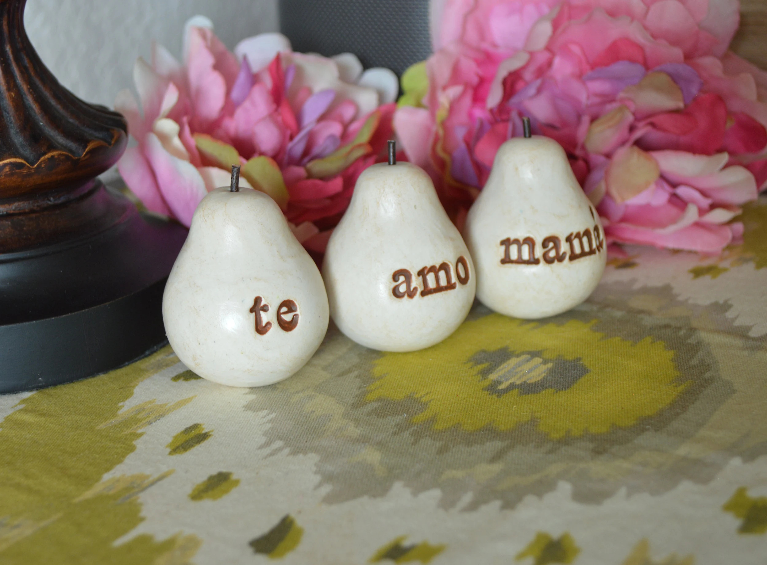 "te amo mama"-Mom Gift In Spanish