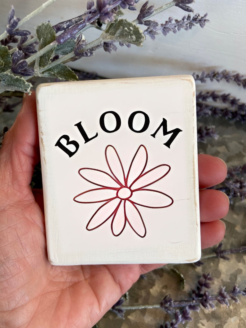 Spring mini wood signs