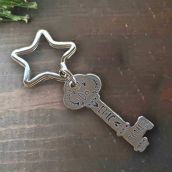 🔑Interesting Typography Satirizes And Encourages Keychains🎁