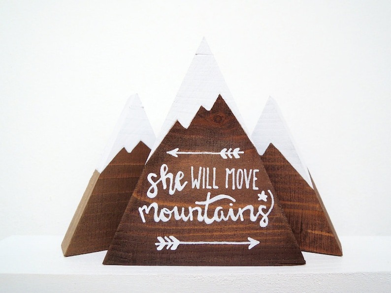 💢Wooden Mountain Decoration -🎈 Triangle Snow Mountain Decoration🏔