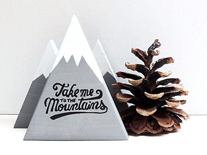 💢Wooden Mountain Decoration -🎈 Triangle Snow Mountain Decoration🏔