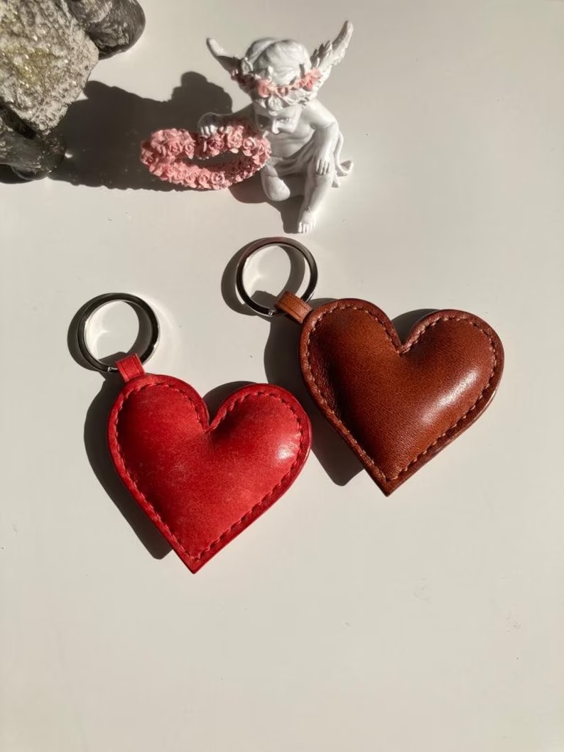 💖Leather Heart Keychain