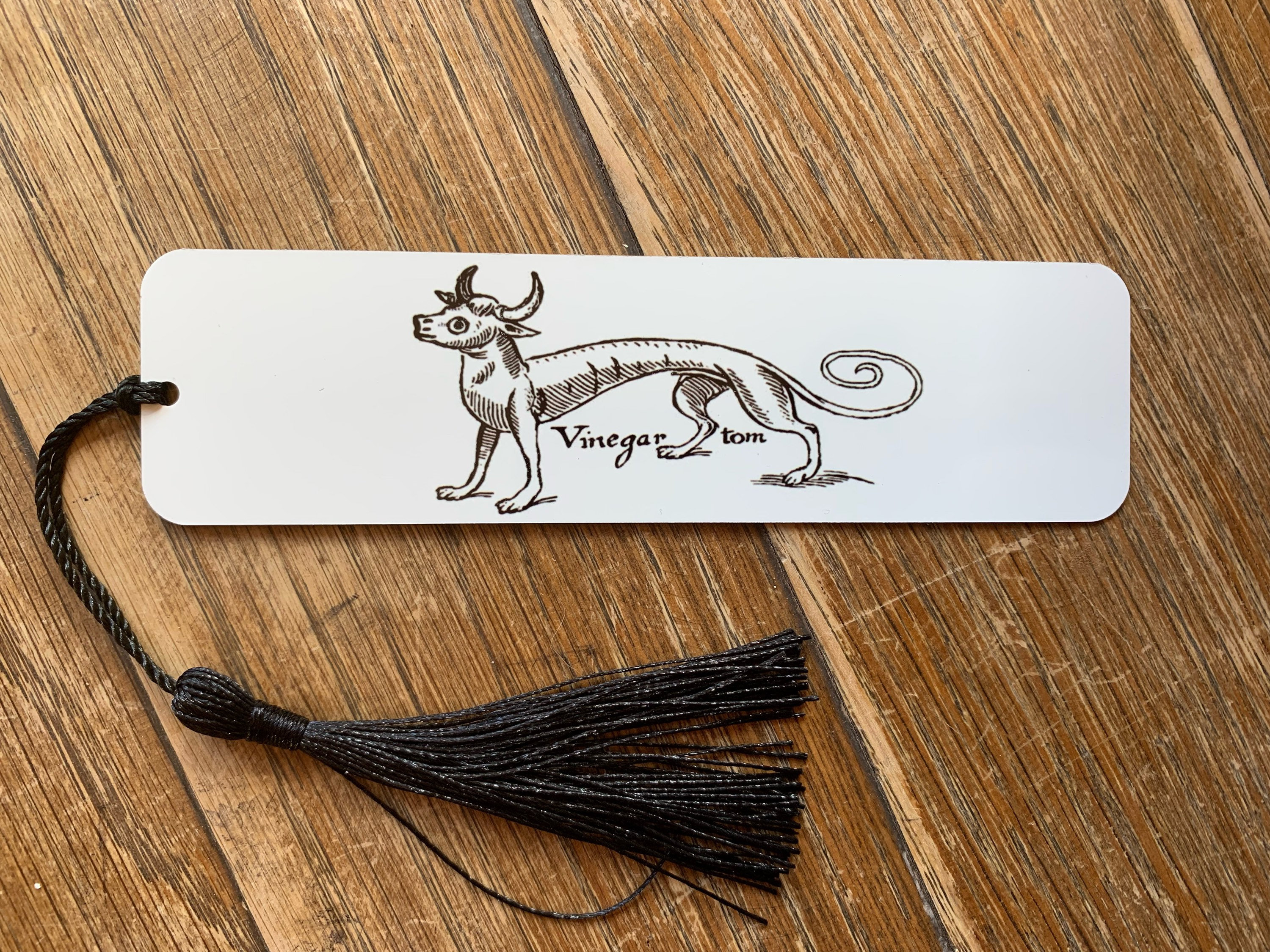 Medieval book narration painted pattern metal bookmark