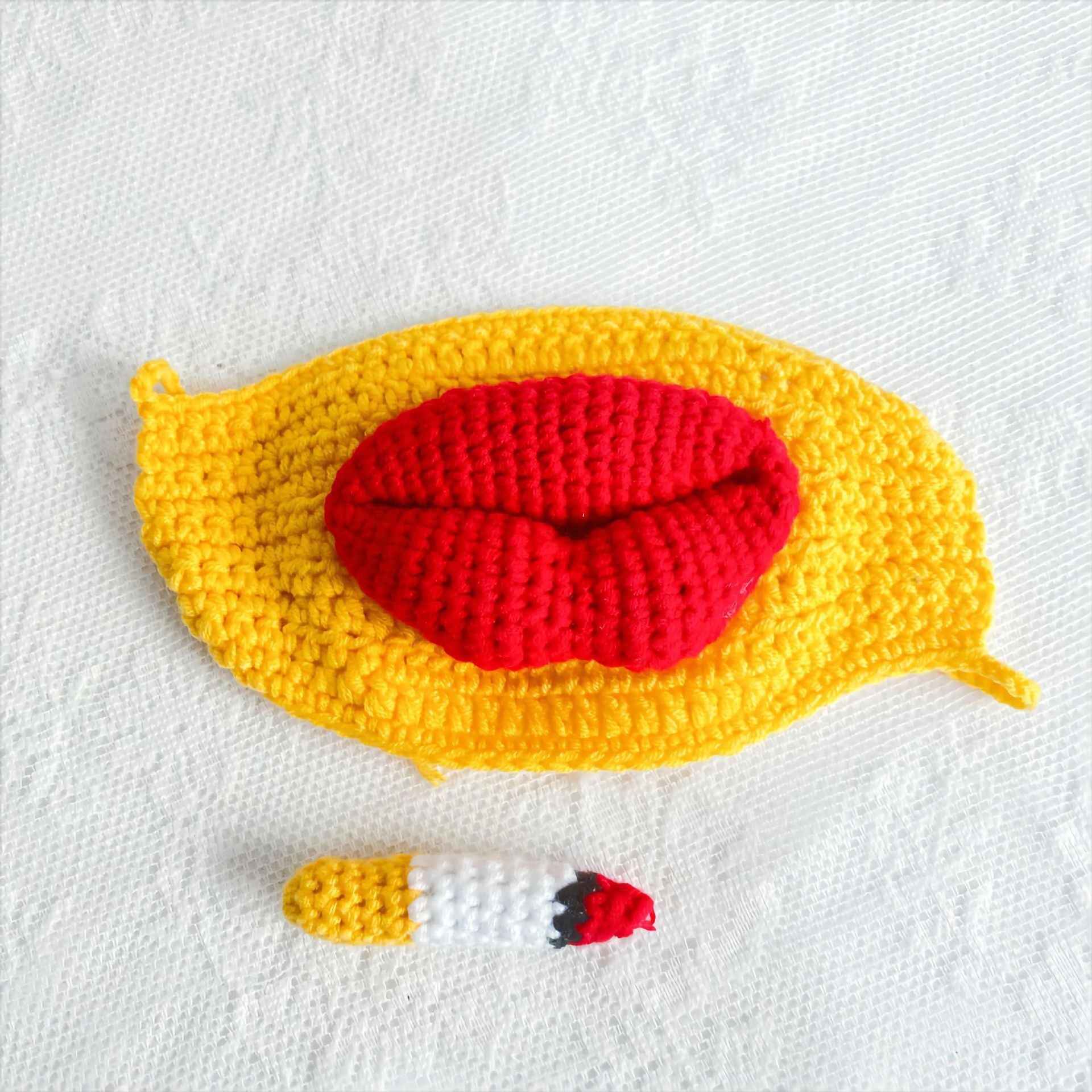 🤣Sausage Mouth Hand Knitted Mask👄