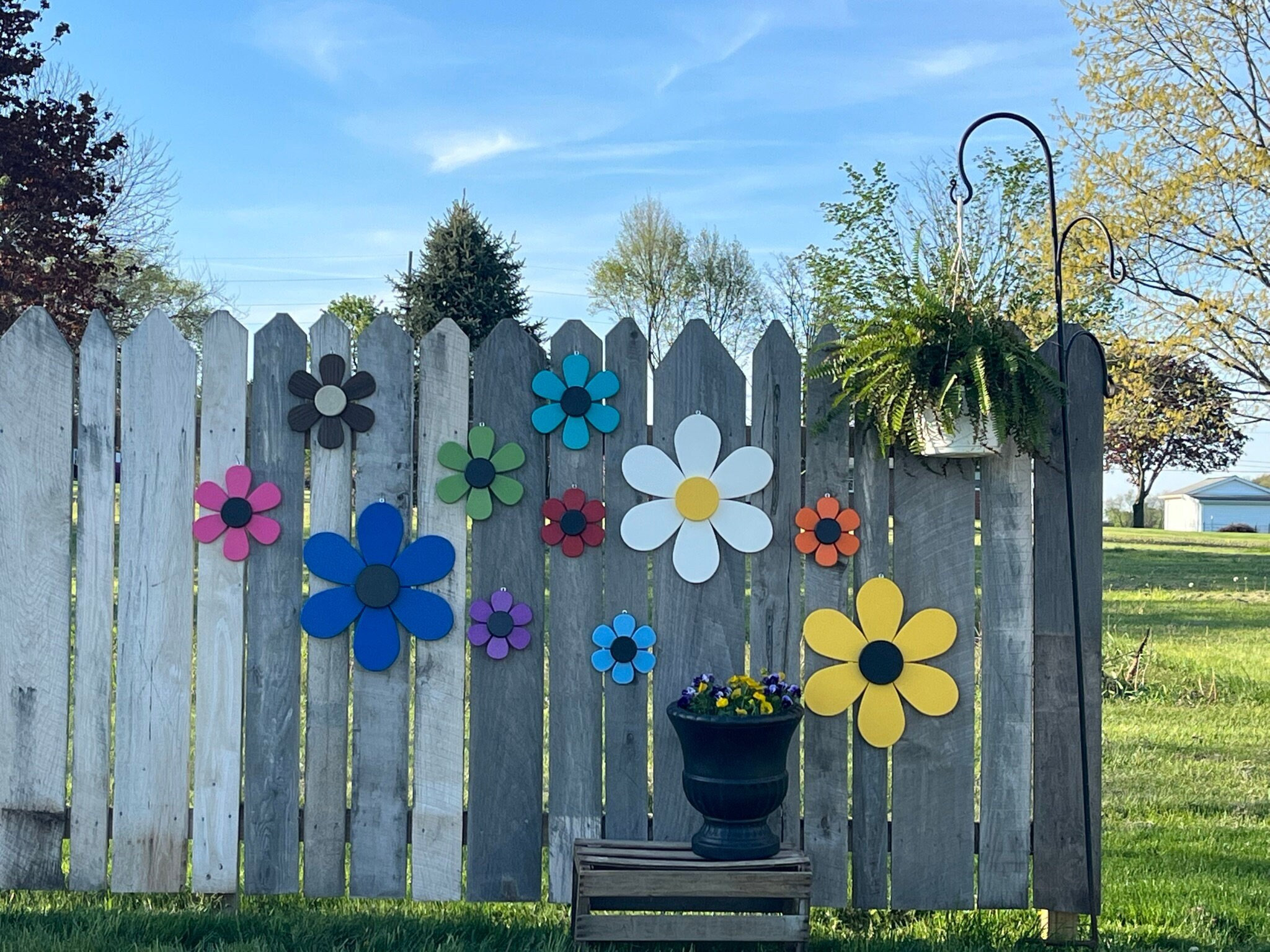 Poly Wall Flower, Fence Flower