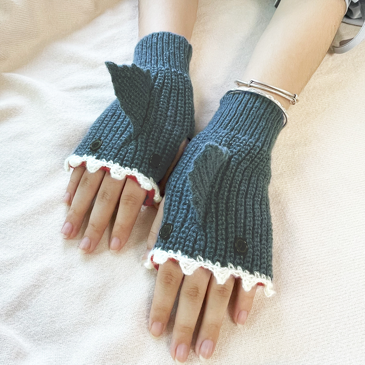  🐱‍🐉Knit Warm Shark Gloves - Perfect Gift for Winter🎁