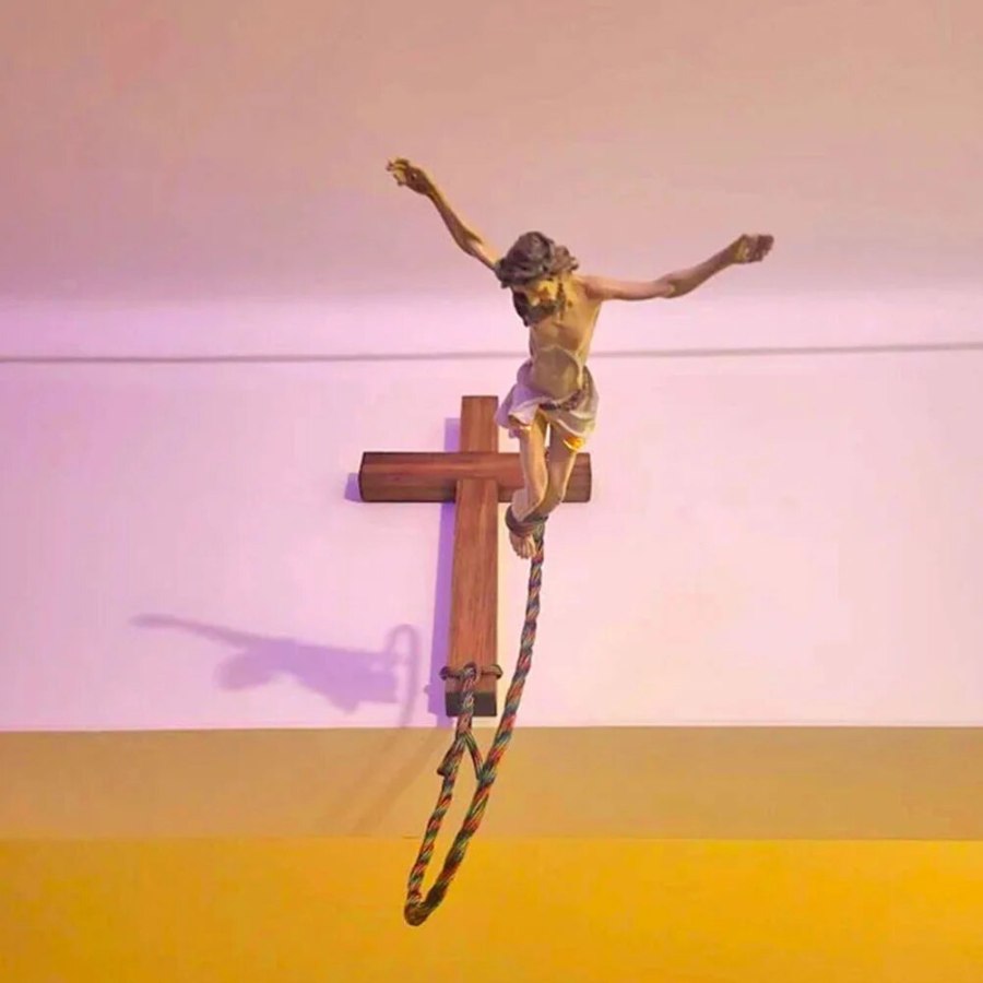 Wall Bungee Jumping Jesus Cross Ornament