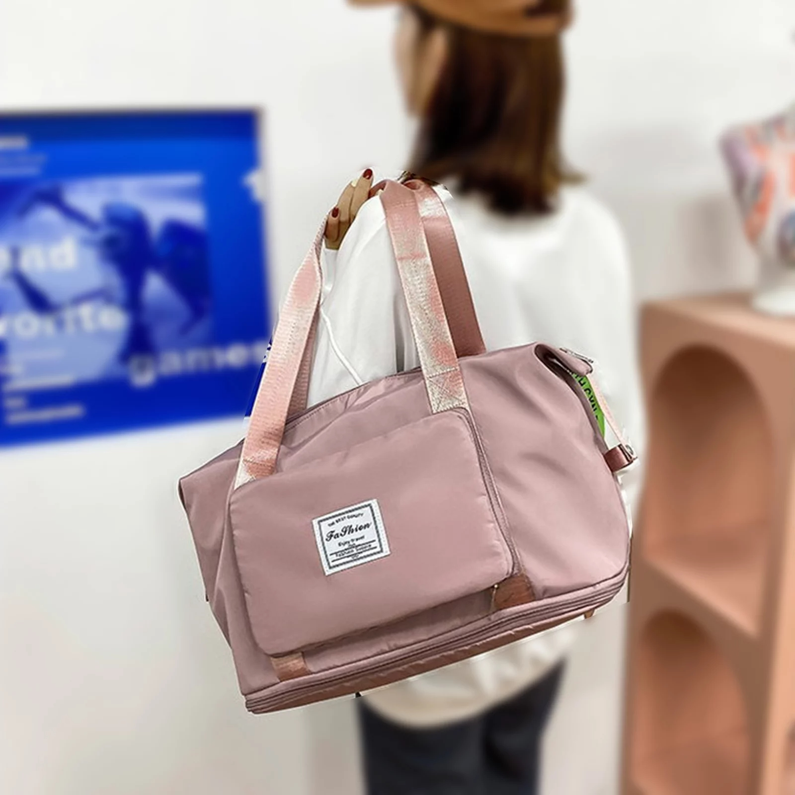 Moisture-proof double-layer large-capacity travel bag