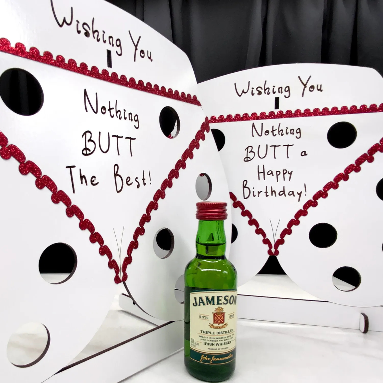 🤣Funny Gift-Mini Liquor Bottle Holder🍾