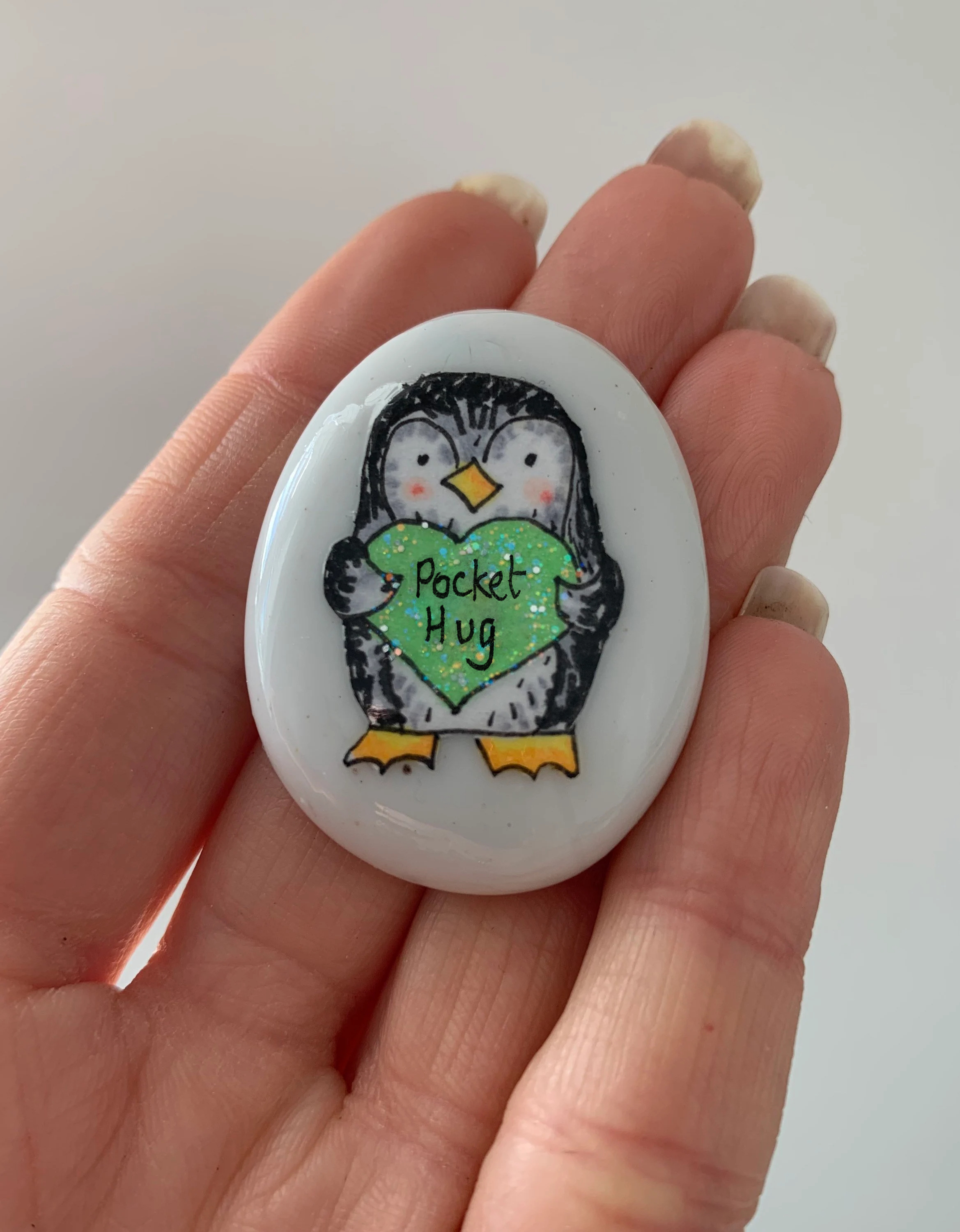 Penguin Pocket Hug Pebble