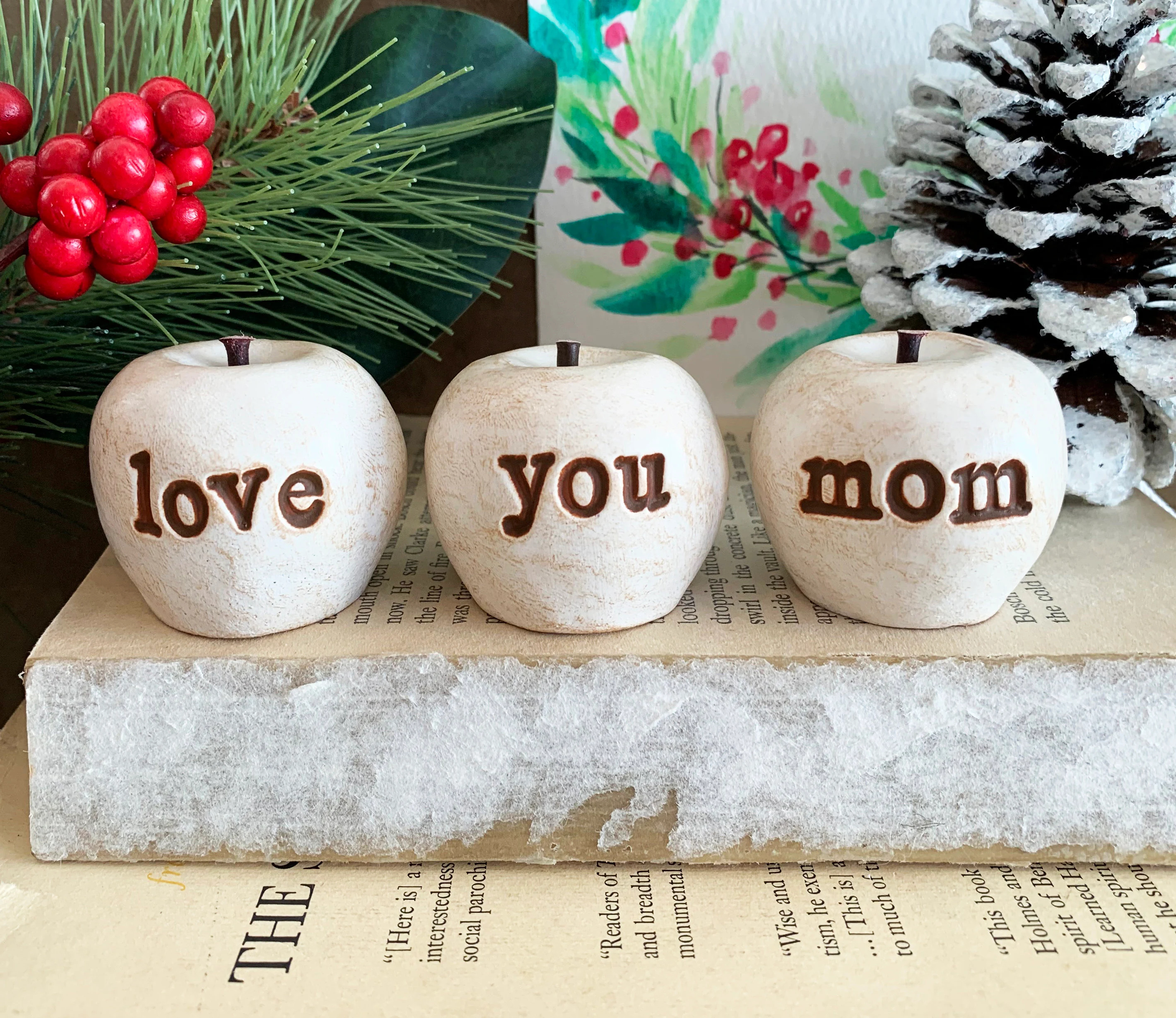Mother's Day Gift -  Love You Mom Decoration