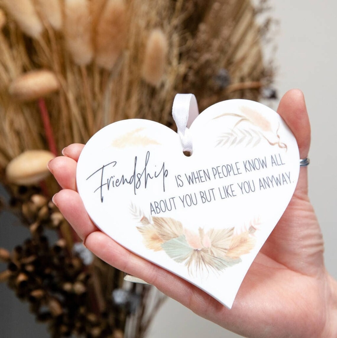 😍HOT-SALE🎁Friendship Floral Hanging Heart💌