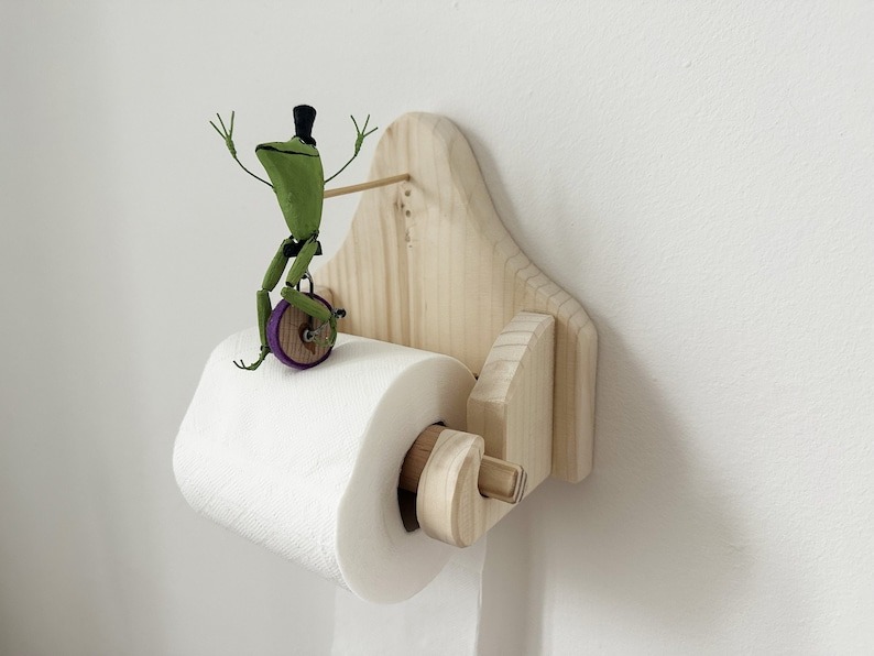 Toilet Paper Holder - Frog On Unicycle🐸