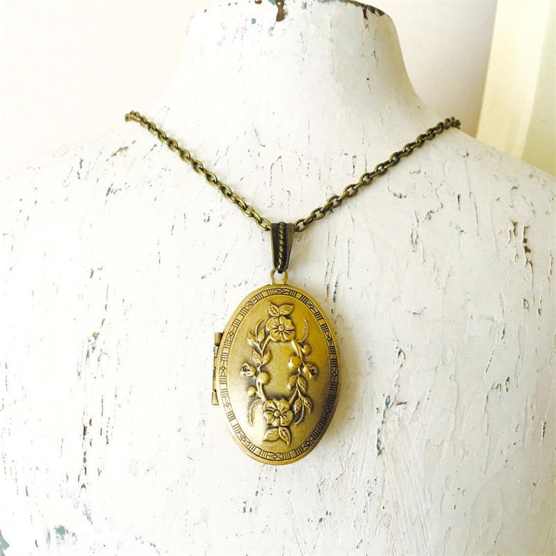 Friendship Locket Necklace Gifts🎁