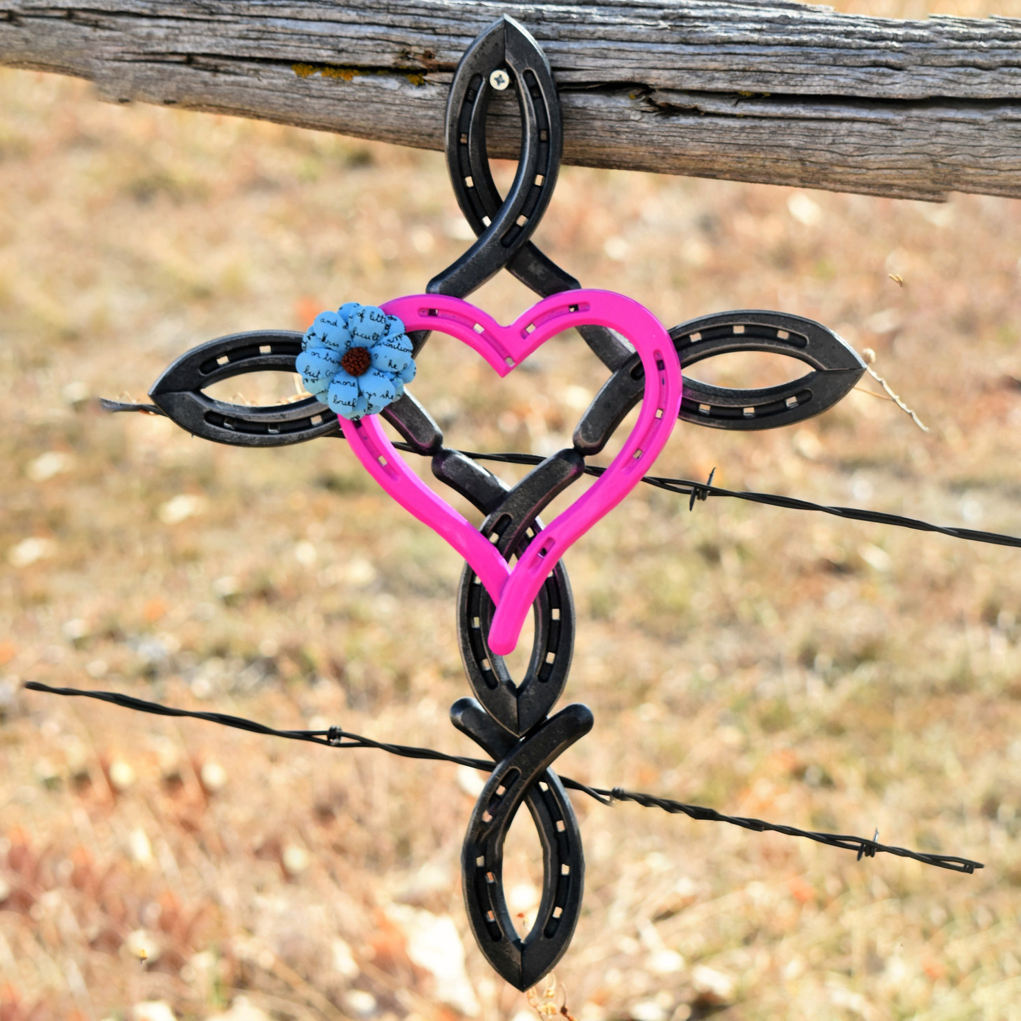 ❤️Natural Horseshoe Cross With Heart