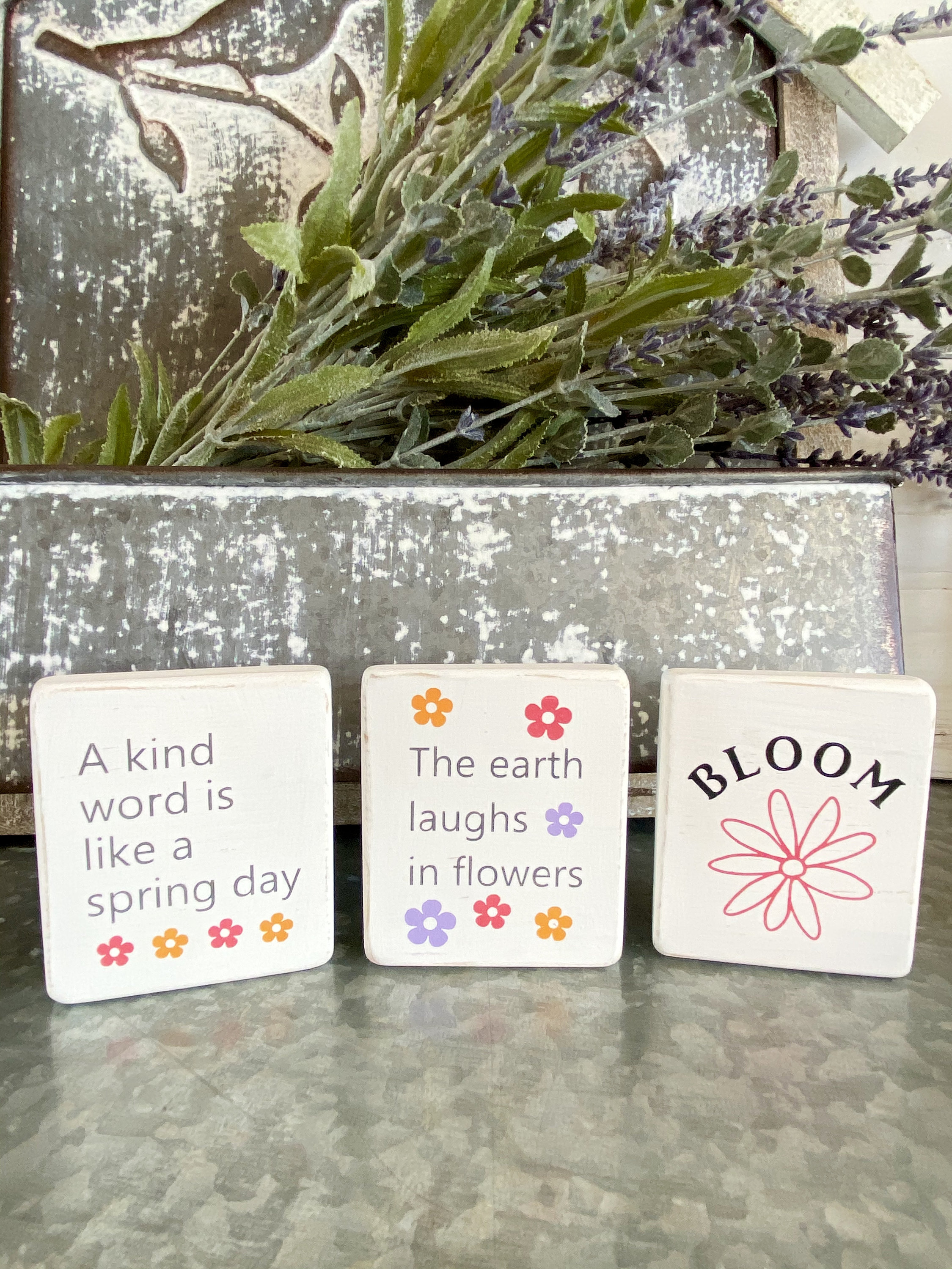 Spring mini wood signs