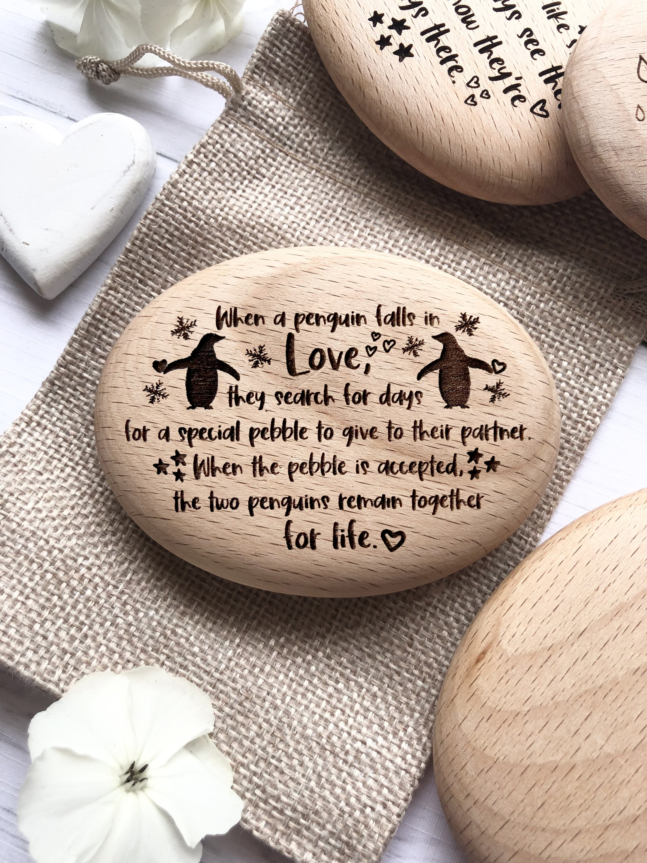 Love Gift-Penguin Pebble