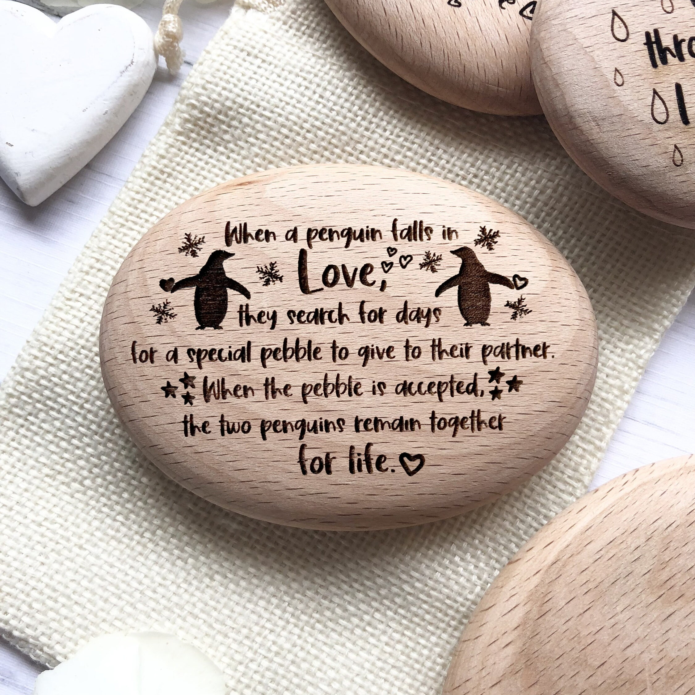 Love Gift-Penguin Pebble