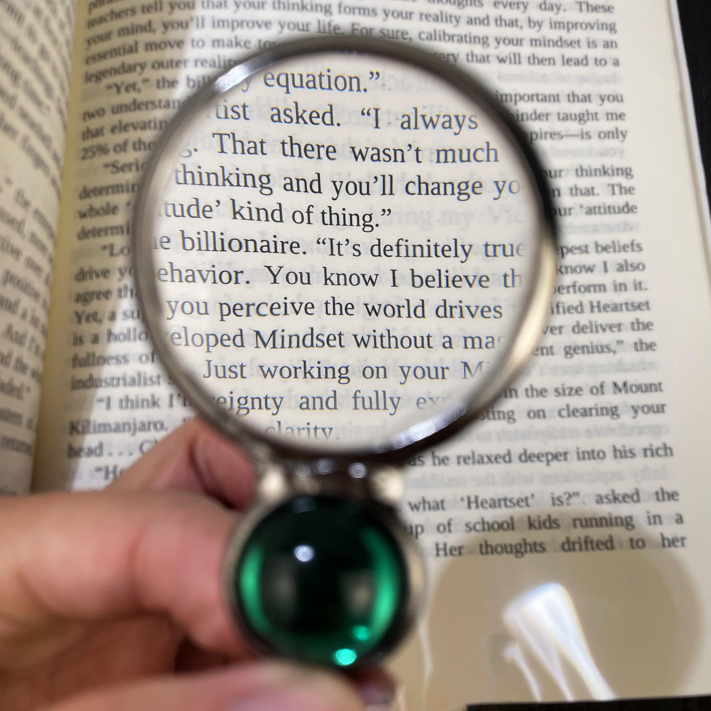 👩‍🦱Mother's Day gift🥰Magnifying Glass Necklace