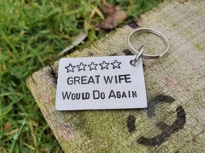 💖Funny Keychain Gifts for Him&Her
