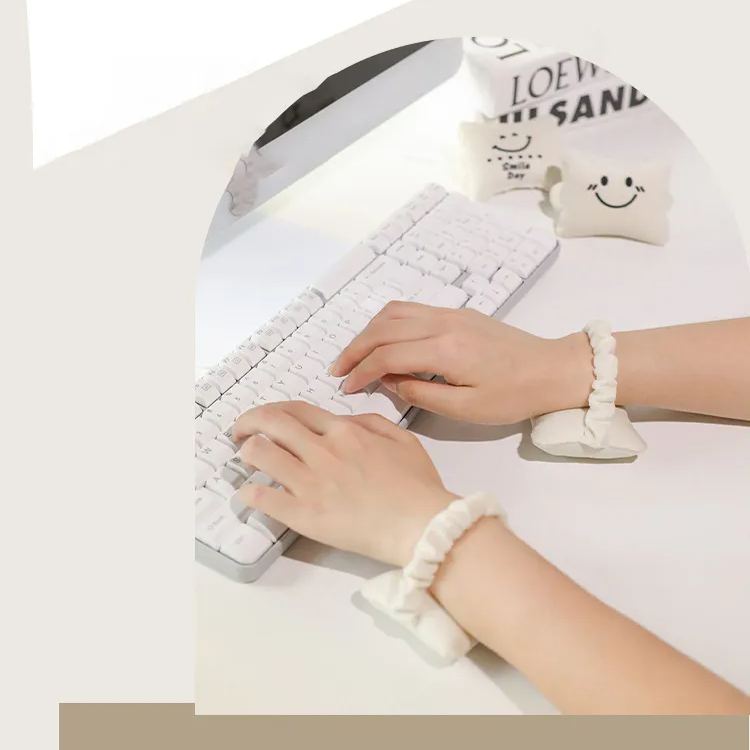 💡Office Wrist Protector - 🎁Mouse Pad Wrist Protector Pillow😂